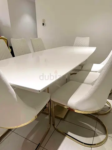Dinning table 8 person