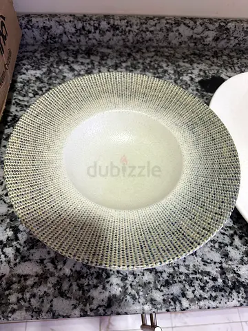 Decorative Textured Ceramic Serving Bowl / Centerpiece