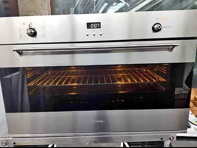 Smeg built in gas oven 90cm
