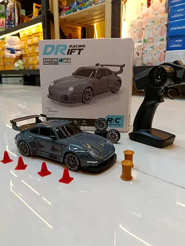 RC Porsche Drift Car 1:24 with Controller best for racing enthusiasts
