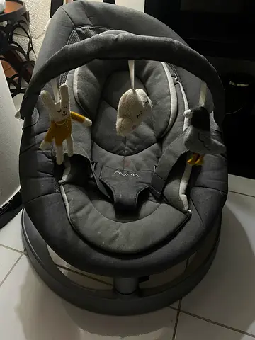 Nuna Baby Rocker/Seat in Grey - Good Condition