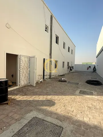 A unique investment opportunity in the Al-Janou Al-Jalil industrial area with excellent income and a prime location