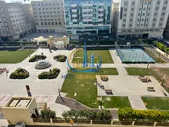 Park Facing 3BR Unit With 3 Bath+StoreRoom+ Parking
