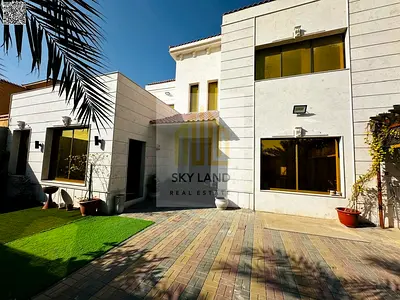 من المالك مباشر شامل والماء والكهرباء تسليم علي المفتاح
