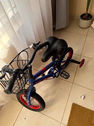 Kids Bicycle with Training Wheels and Front Basket - Good Condition