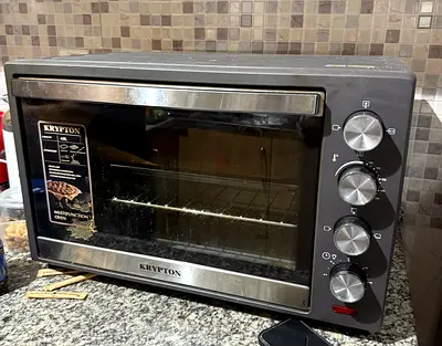 Krypton countertop electric oven / toaster oven - good working condition