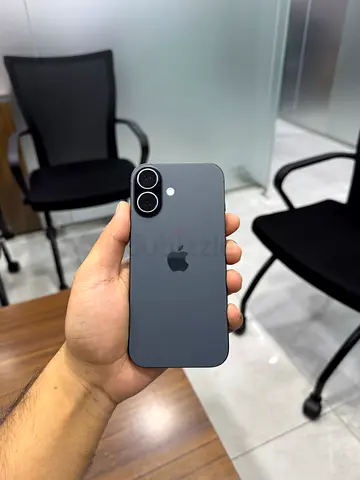 iPhone 17 256GB 🔥 Black 🖤 - Battery 100% 🔋- Premium Deal 🔥