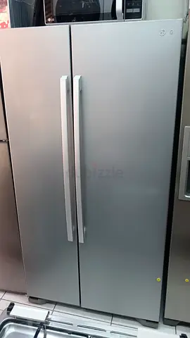 Lg side by side firdge same like new conditon for sale