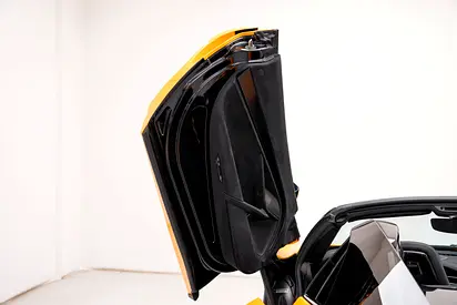 2024 Mclaren 750S thumbnail 17