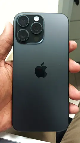 📱 iPhone 16 Pro Max – Excellent Condition  • Purchased: January 2025 • Battery Health: 92% • Usage