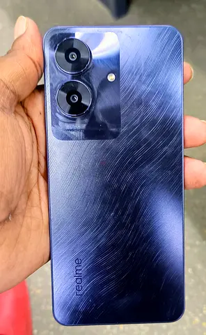 Realme note 60 64/6 with charger final price fixe