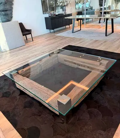 Brand new condition Marina home coffee table like a new condition