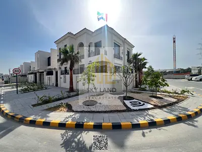 امتلك فيلا احلامك-    -مع مسبح وحوش وسيع جدا مع  الماء والكهرباء والمكيفات  - وخصم جيد للعميل الكاش