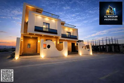 Townhouse price including registration and ownership fees. Freehold ownership with no service charges.