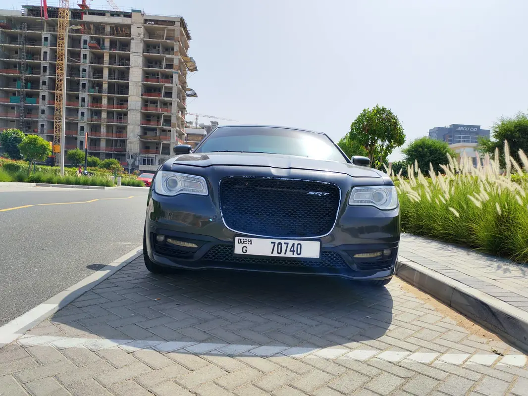 Chrysler 300 2015 — photo 1 of 13