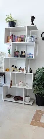 White Modular Shelving Unit - 5 Tier Display/Bookcase