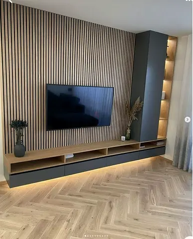 Modern Wall-Mounted Entertainment Unit with Slatted Feature Wall