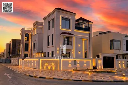 Modern cornar villa on a main street, parking space for 10 cars.