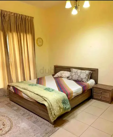 Room full furnished 1800 24/7 AC chiller working only for family. ( 2 bathroom)