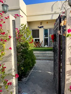 SUMMER DEAL!  Independent Studio for Rent – Steps from Metro and Beach!