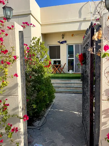 SUMMER DEAL!  Independent Studio for Rent – Steps from Metro and Beach!