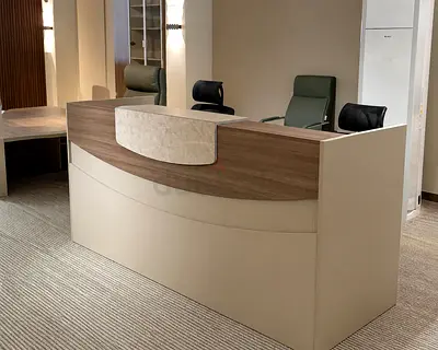 Luxury Office Reception Desk – Premium Wooden Front Desk Counter UAE