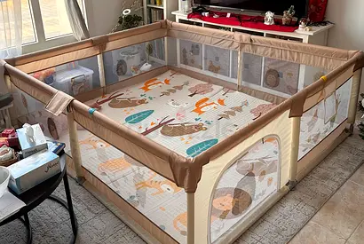 Large Beige Playpen/Playard with Padded Mat — Good Condition -https://amzn.eu/d/06P0tHQQ