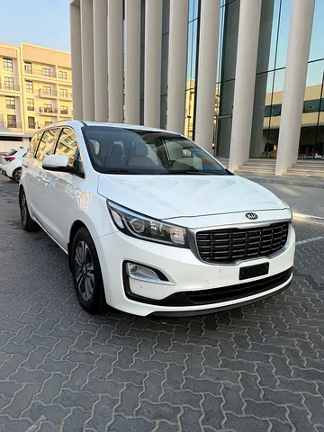 2020 Kia Grand Carnival - GCC Specs