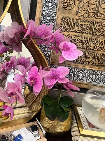 Artificial Pink Orchid Arrangement in Gold Pot — Decorative Home Accent