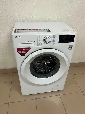LG Direct Drive washing machine with a capacity of 6 kg.