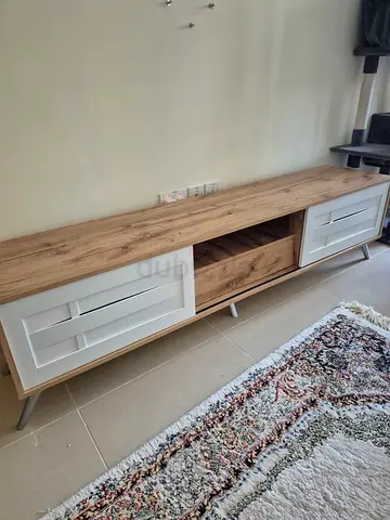 Low modern TV cabinet / media console in wood and white - good condition