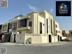 Corner townhouse, including registration, ownership, electricity, and water fees, 6 master bedrooms