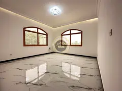 LOVELY STUDIO//NO COMMISSION//FREE BILLS