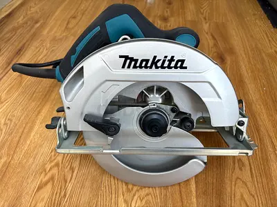 Makita circular saw 185mm