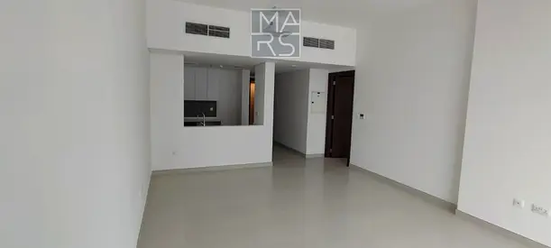 شقة مميزة للإيجار تتكون من غرفة نوم وصالة في أحد أجمل المجمعات السكنية الهادئة والراقية.
