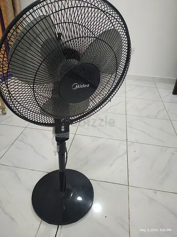 Midea Pedestal Stand Fan with SQD Motor, 16 inch, 3D Oscillation Directions, 3 Speed Levels  Adjust