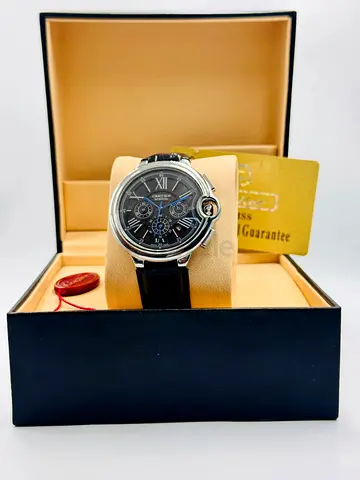Cartier classy watch with chrono mens
