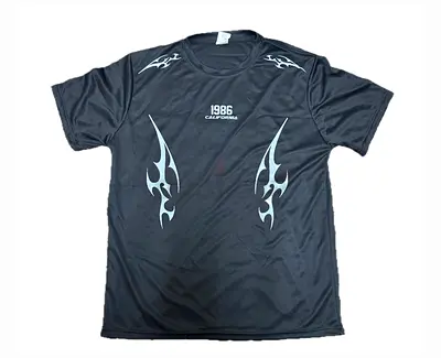 Black Graphic 1986 California Short Sleeve T‑Shirt — Mens Medium