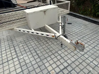 Heavy-duty twin axle trailer with ramp (Galvanized)
