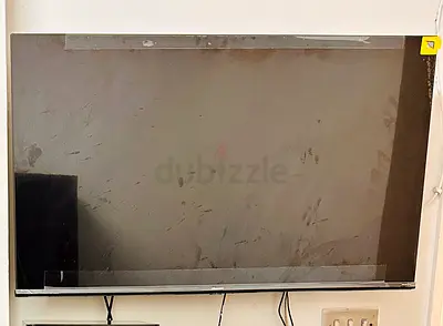 Hisense 43” 4K UHD Smart TV – Excellent Condition (Like New)