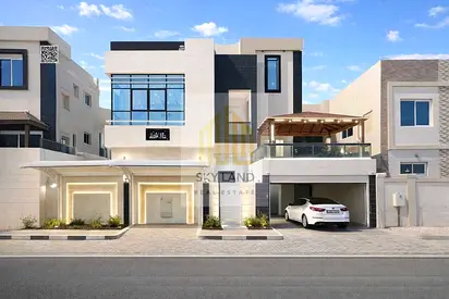 Luxury villa including water, electricity, and air conditioning. Freehold ownership. Price negotiable.
