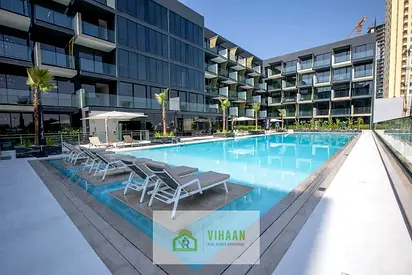 Ready move in / fully furnished / Open view / Easy entry & exit