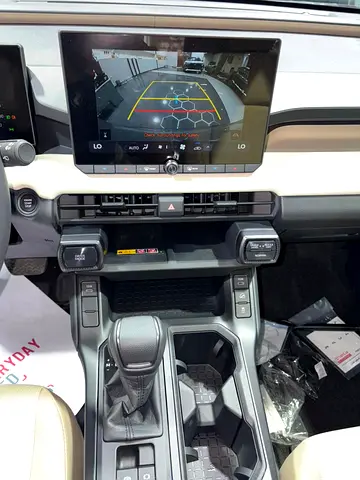 Toyota RAV4 XLE, миниатюра 9