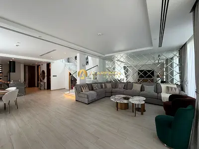 Pool View | Corner Unit | Jaccuzzi| BBQ Space