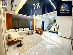 "Ultimate luxury" villa for sale: corner lot, swimming pool, rooftop terrace... fully furn