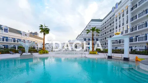 Pool View | Flexible Cheques | Brand New