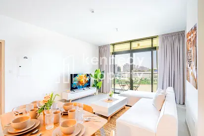 Stunning Unit | Spacious Layout | Ideal Location
