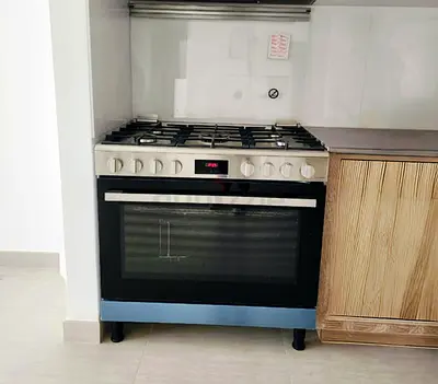 Bosch Series 6 Full Gas Cooking Range 90 cm – Fan Assisted Oven