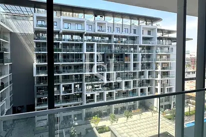 Spacious Unit | Modern Lifestyle | Prime Location