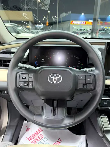 Toyota RAV4 XLE, миниатюра 11
